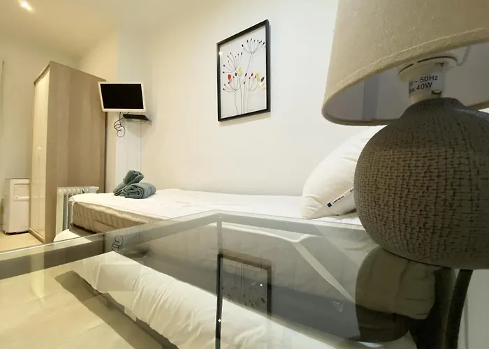 Coqueto Estudio En Madrid, Centro, 2 Pax, Wifi & Tv